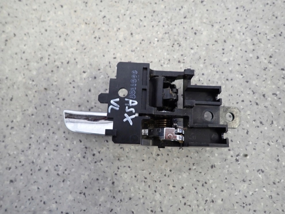 MITSUBISHI ASX 10-16 KLAMKA WEWNĘTRZNA PRZEDNIA LEWA 5/5