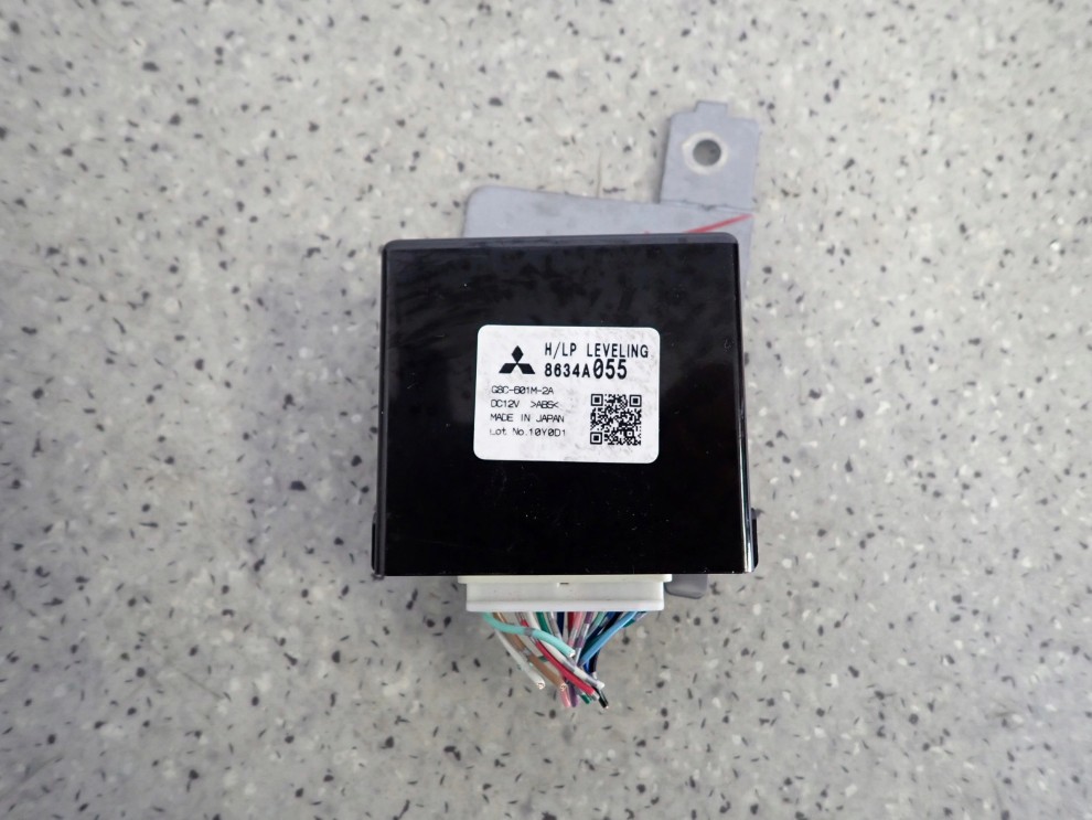 MITSUBISHI ASX 10-16 MODUŁ STEROWNIK ŚWIATEŁ REFLEKTORÓW XENON 1/3