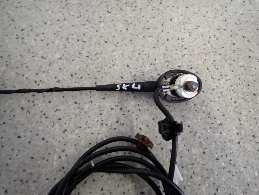 SUZUKI SX4 06-12 ANTENA PODSTAWA ANTENY DACHOWEJ 4/5