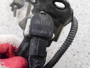 MITSUBISHI ASX 10-16 CZUJNIK POZIOMOWANIA XENONU PRZEDNI 2/5 MINIATURA