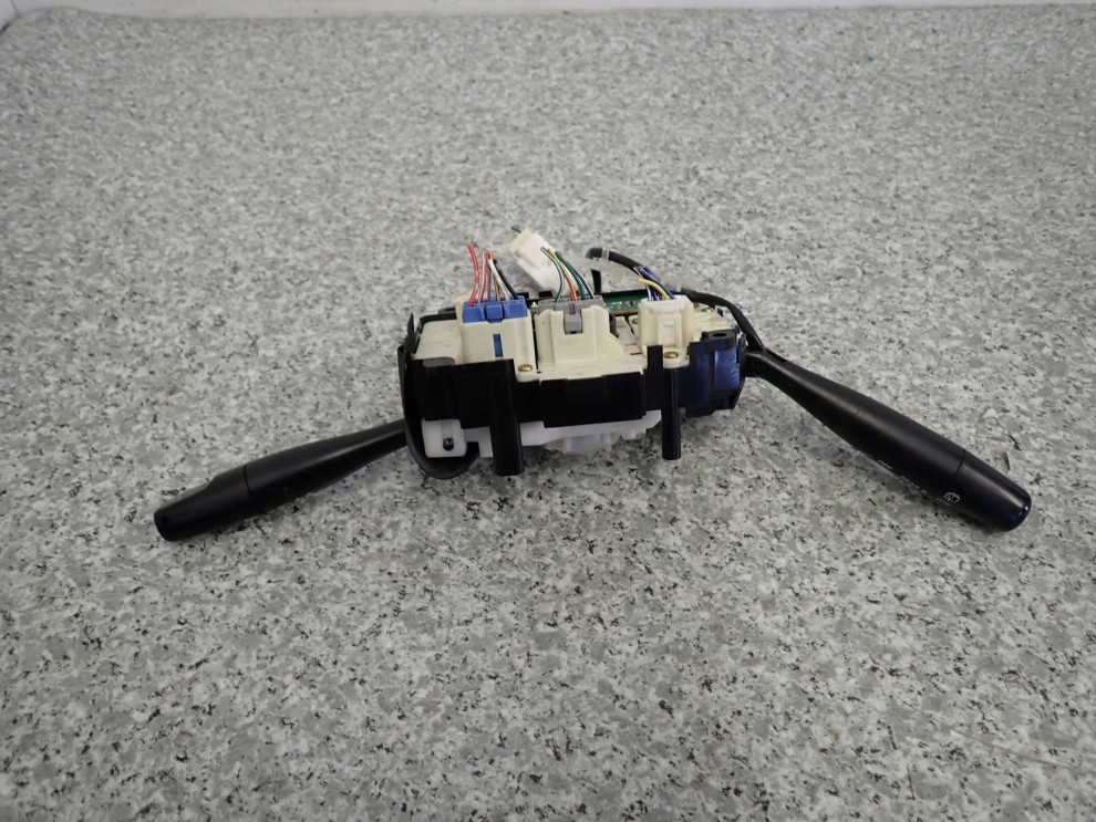 SUZUKI IGNIS 00-03 PRZEŁĄCZNIK ZESPOLONY ŚWIATEŁ WYCIERACZEK 4/6