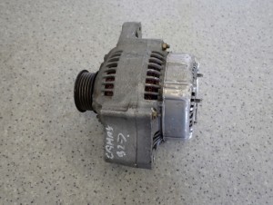 TOYOTA CAMRY 92-95 2.2 i ALTERNATOR 4/7 MINIATURA