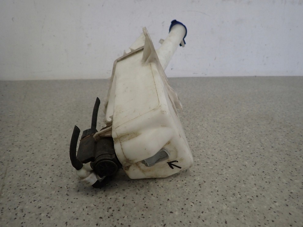 KIA VENGA 09- ZBIORNIK ZBIORNICZEK SPRYSKIWACZA 5/6