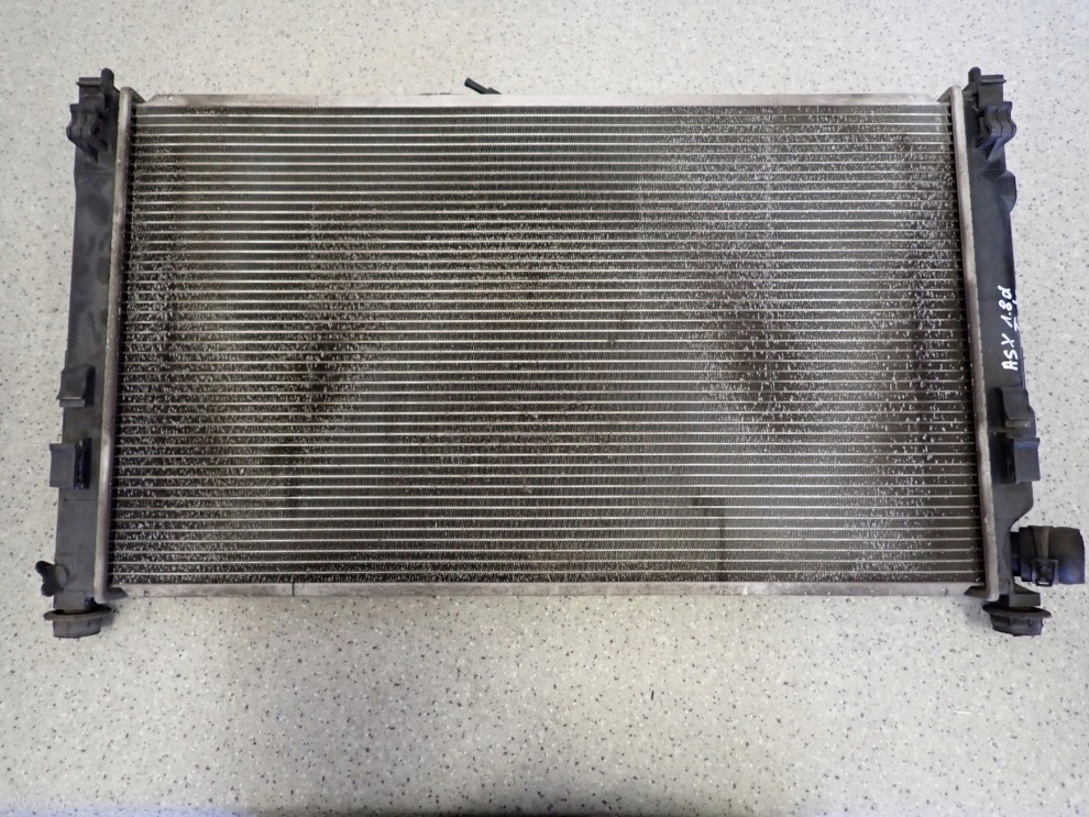 MITSUBISHI ASX 1.8 DID 10-16 CHŁODNICA WODY 1/2