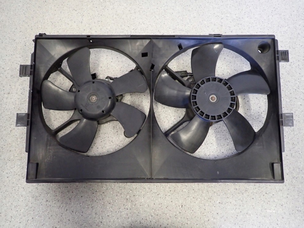 MITSUBISHI ASX 1.8 DID 10-16 WENTYLATOR CHŁODNICY 5/5