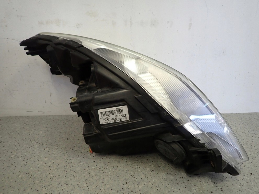 SUZUKI SPLASH 08-11 LAMPA PRZEDNIA LEWA REFLEKTOR 10/11