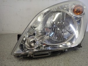 SUZUKI SPLASH 08-11 LAMPA PRZEDNIA LEWA REFLEKTOR 2/11 MINIATURA