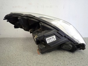 SUZUKI SPLASH 08-11 LAMPA PRZEDNIA LEWA REFLEKTOR 6/11 MINIATURA