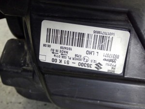 SUZUKI SPLASH 08-11 LAMPA PRZEDNIA LEWA REFLEKTOR 11/11 MINIATURA