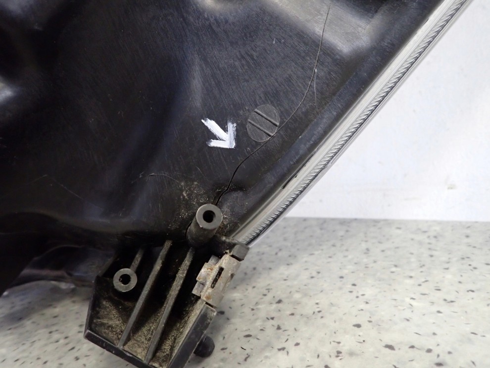 SUZUKI SPLASH 08-11 LAMPA PRZEDNIA PRAWA REFLEKTOR 7/10