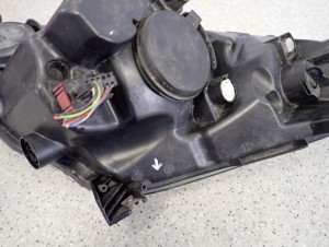 SUZUKI SPLASH 08-11 LAMPA PRZEDNIA PRAWA REFLEKTOR 8/10 MINIATURA