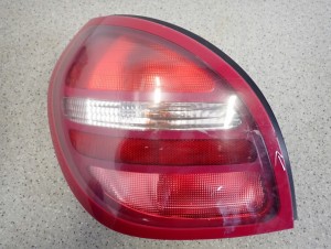 NISSAN ALMERA N16 HB 00-03 LAMPA TYLNA LEWA TYŁ 2/7 MINIATURA