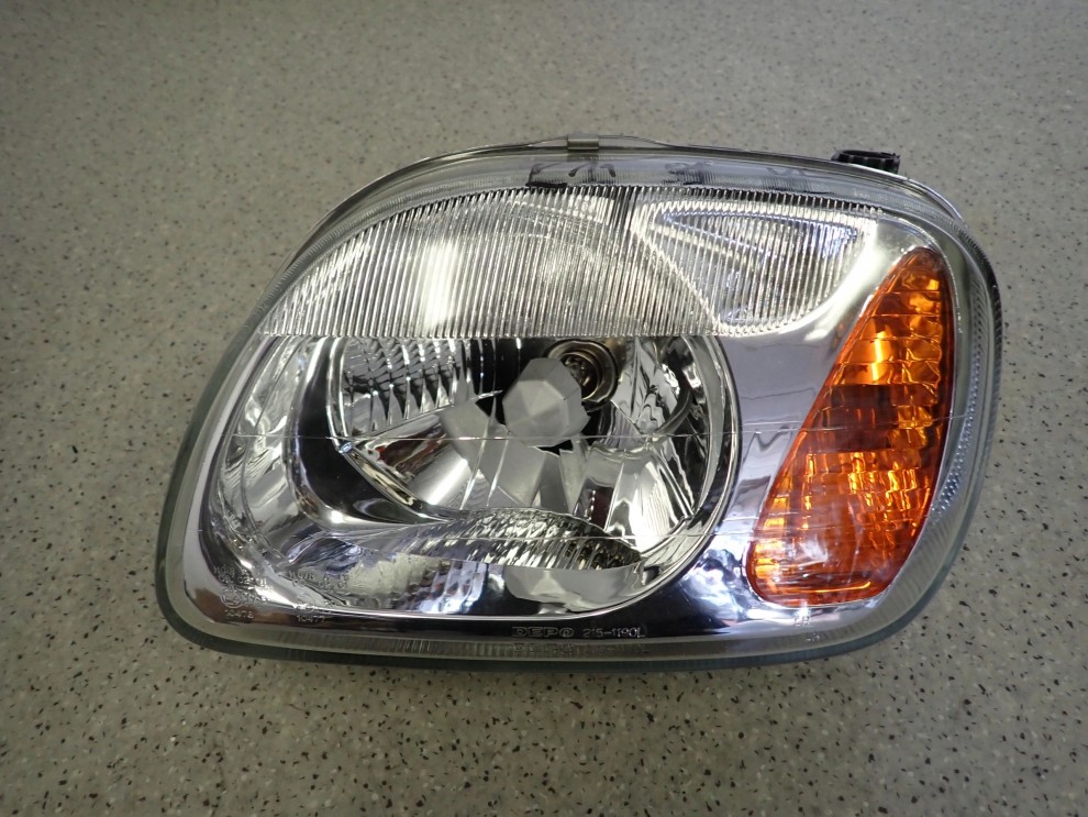 NISSAN MICRA K11 00-02 REFLEKTOR LEWY LAMPA PRZEDNIA LEWA 2/10