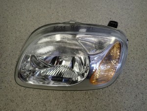 NISSAN MICRA K11 00-02 REFLEKTOR LEWY LAMPA PRZEDNIA LEWA 6/8 MINIATURA