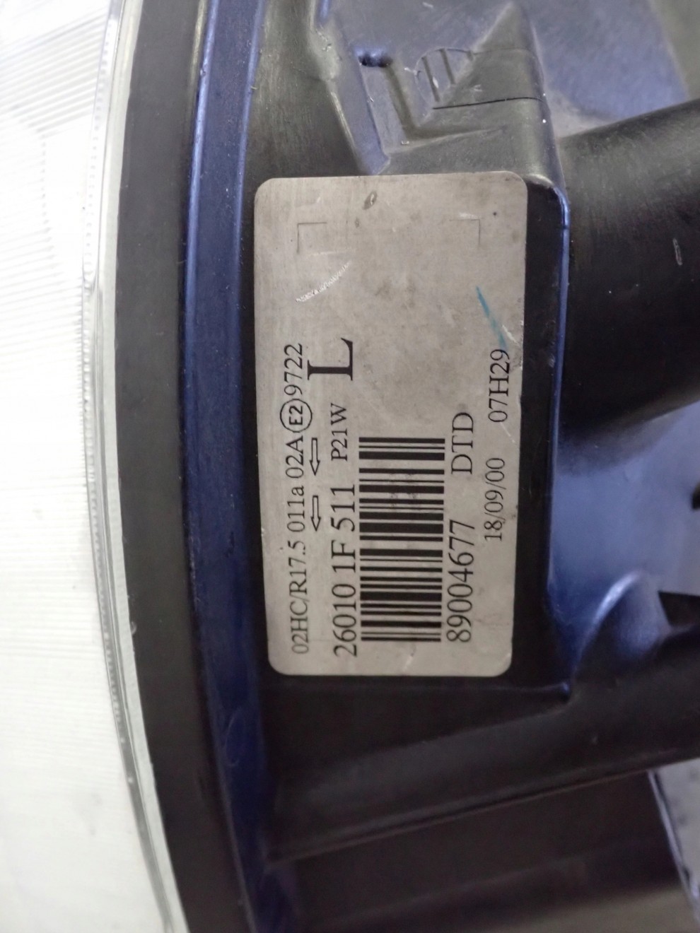 NISSAN MICRA K11 00-02 REFLEKTOR LEWY LAMPA PRZEDNIA PRAWA 7/9