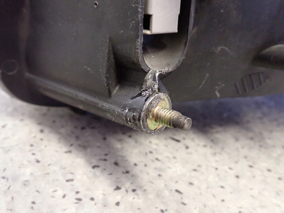 NISSAN MICRA K11 00-02 REFLEKTOR LEWY LAMPA PRZEDNIA PRAWA 8/9