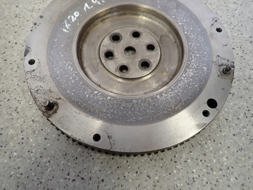 HYUNDAI IX20 1.4i 09- KOŁO ZAMACHOWE 2/7