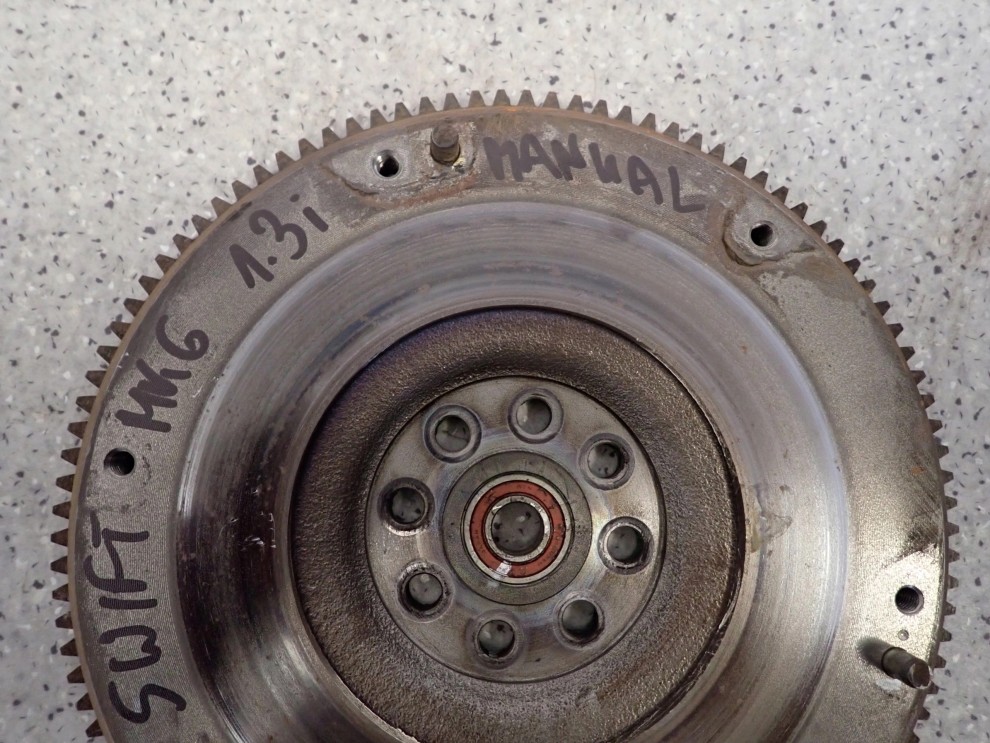 SUZUKI SWIFT M13A 1.3 04-09 KOŁO ZAMACHOWE 3/5