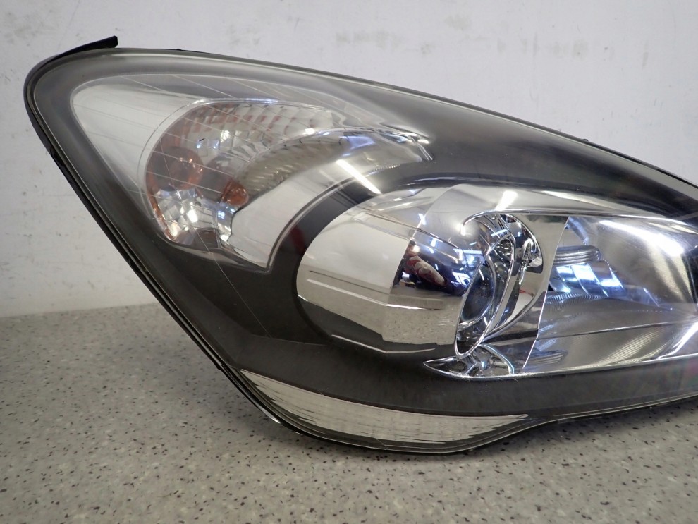 KIA CEED 10-12 LAMPA PRZEDNIA PRAWA REFLEKTOR PRAWA LIFT 3/12