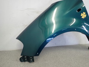 FIAT SEDICI 06- BŁOTNIK PRZEDNI LEWY ZCL 3/9 MINIATURA