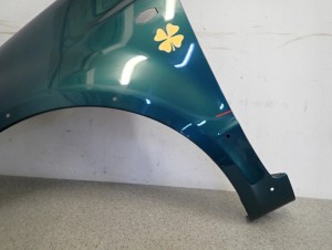 FIAT SEDICI 06- BŁOTNIK PRZEDNI LEWY ZCL 5/9 MINIATURA