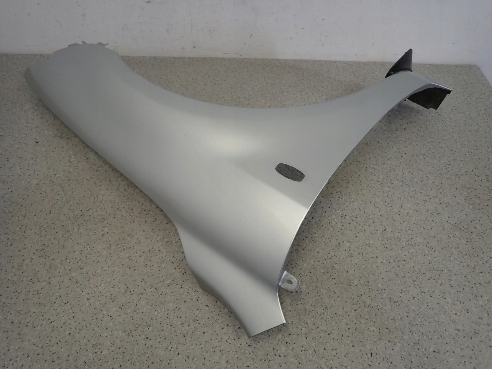 MAZDA 6 MAZDA6 02-07 BŁOTNIK PRZEDNI PRAWY 25H 7/16