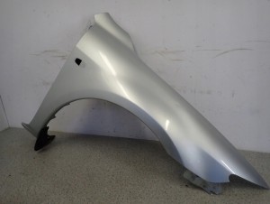 MAZDA 6 MAZDA6 02-07 BŁOTNIK PRZEDNI PRAWY 25H 2/16 MINIATURA