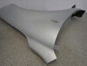 MAZDA 6 MAZDA6 02-07 BŁOTNIK PRZEDNI PRAWY 25H 8/16 MINIATURA