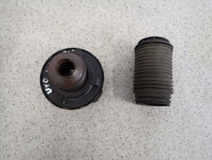 HONDA CIVIC VIII UFO 06- MOCOWANIE GÓRNE I OSŁONA AMORTYZATORA MCPHERSONA 2/5 MINIATURA