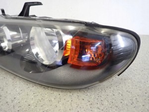 NISSAN ALMERA N16 03-05 REFLEKTOR PRZEDNI LEWY LAMPA EUROPA 5/9 MINIATURA