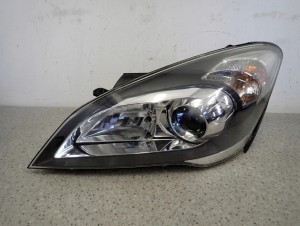 KIA CEED 10-12 LAMPA PRZEDNIA LEWA REFLEKTOR LEWY LIFT 1/14 MINIATURA