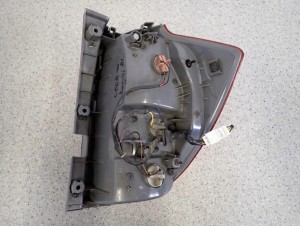 KIA CEED KOMBI I 10-12 LAMPA TYLNA LEWA 6/7 MINIATURA