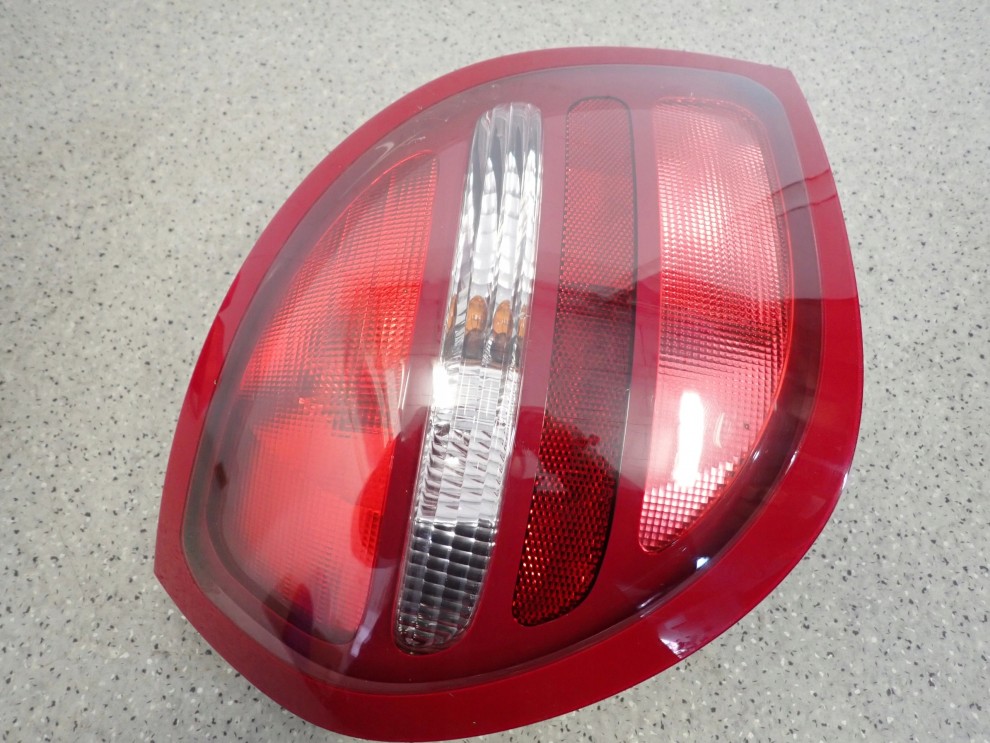 NISSAN ALMERA N16 HB 00-03 LAMPA TYLNA LEWA TYŁ EUROPA 3/6