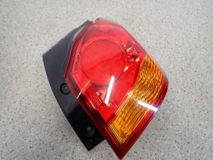 MITSUBISHI ASX 10-16 LAMPA TYLNA PRAWA EUROPA 3/5 MINIATURA