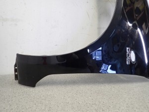 SUZUKI SPLASH 08-14 BŁOTNIK PRZEDNI LEWY ZCE 10/12 MINIATURA