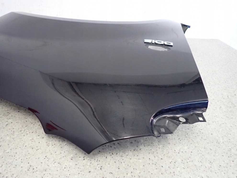 SUZUKI SPLASH 08-14 BŁOTNIK PRZEDNI PRAWY ZCE 10/14