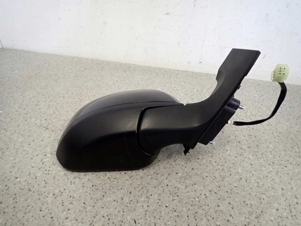 SUZUKI SPLASH 08-14 LUSTERKO PRAWE 5PIN ZCE 6/7