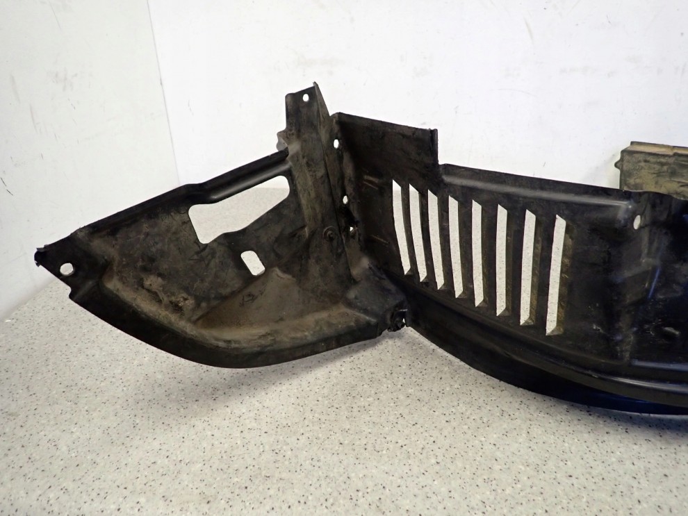 TOYOTA COROLLA HB E12 04-07 NADKOLE PRZEDNIE LEWE 2/4