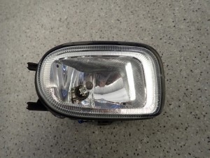 NISSAN ALMERA N16 00-02 HALOGEN PRAWY