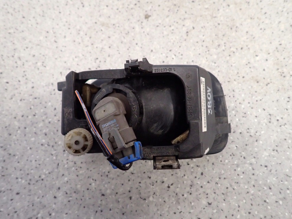 NISSAN ALMERA N16 00-02 HALOGEN LEWY 3/3