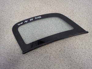 SUZUKI IGNIS 5d 00-03 SZYBA TYLNA PRAWA KAROSERYJNA 2/3 MINIATURA