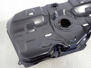 TOYOTA COROLLA E12 02- ZBIORNIK PALIWA BAK 4/9 MINIATURA