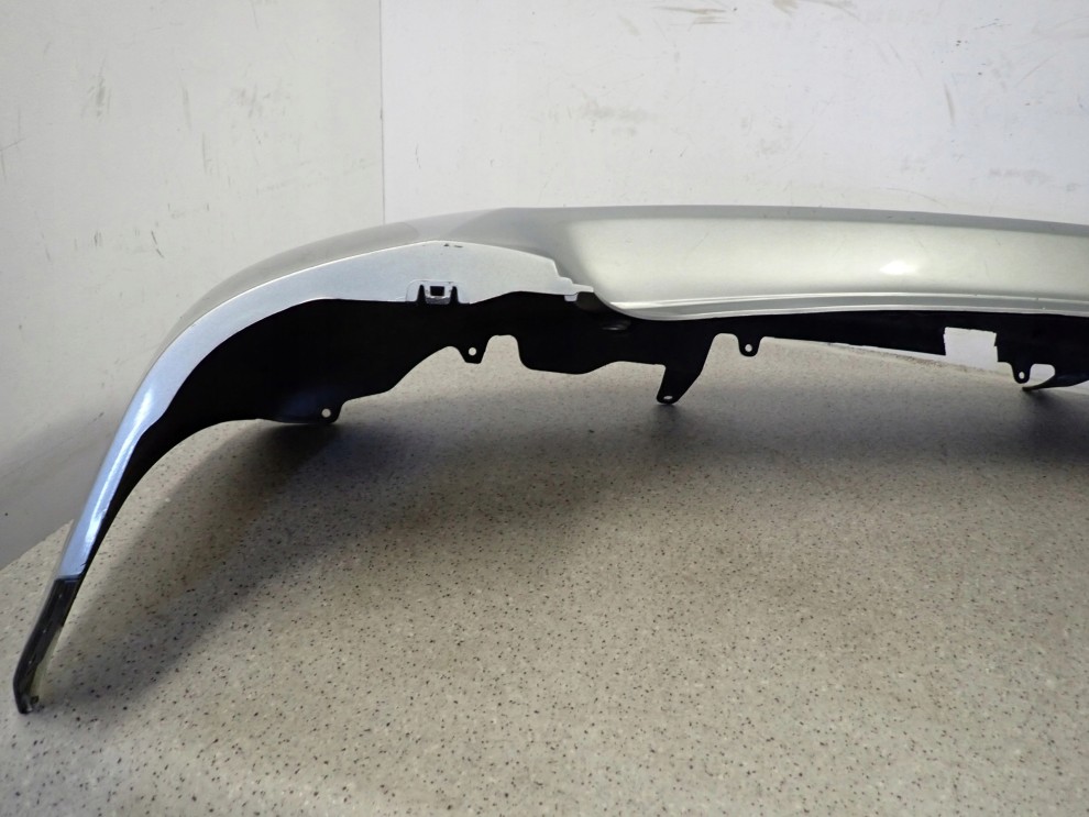 TOYOTA YARIS II 09-11 ZDERZAK TYLNY 1F8 10/14