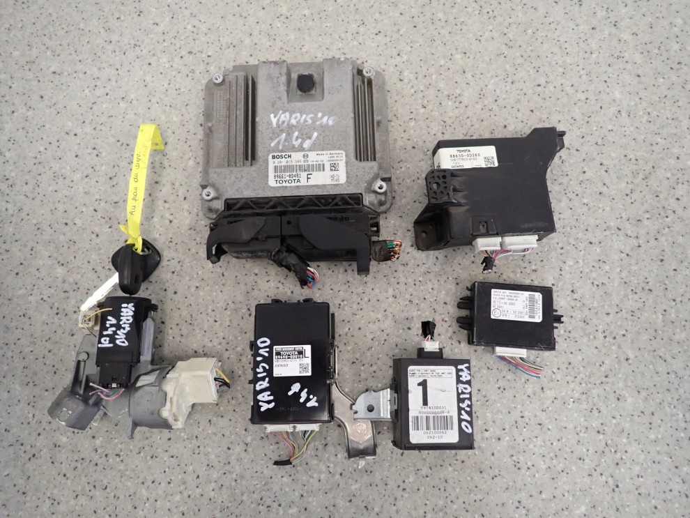 TOYOTA YARIS II 06-11 1.4 D4D ZESTAW STARTOWY KOMPUTER STACYJKA 1/10