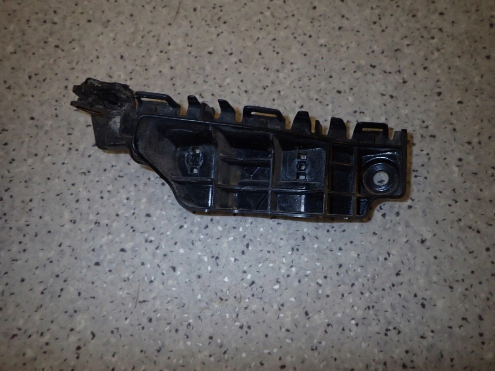 SUZUKI SPLASH 09-14 ŚLIZG ZDERZAKA PRZEDNI PRAWY 2/6