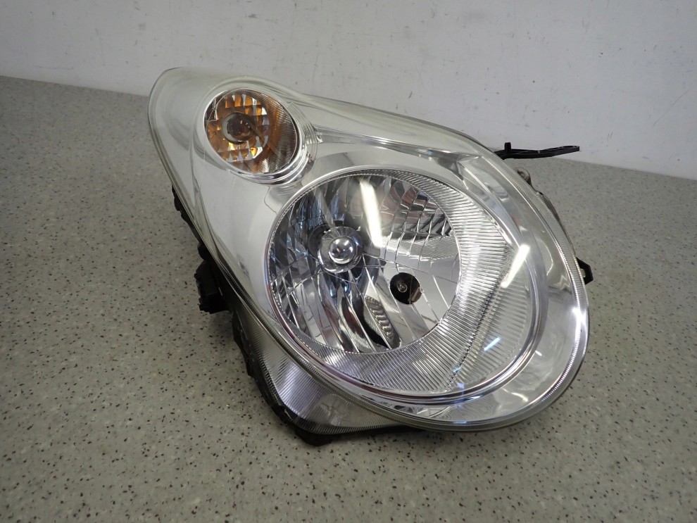 SUZUKI ALTO 09- LAMPA PRZEDNIA PRAWA REFLEKTOR PRAWY 3/11