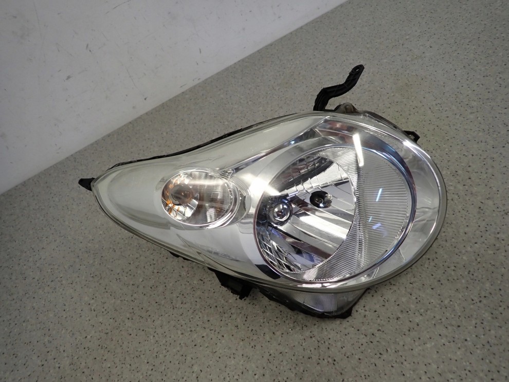 SUZUKI ALTO 09- LAMPA PRZEDNIA PRAWA REFLEKTOR PRAWY 4/11