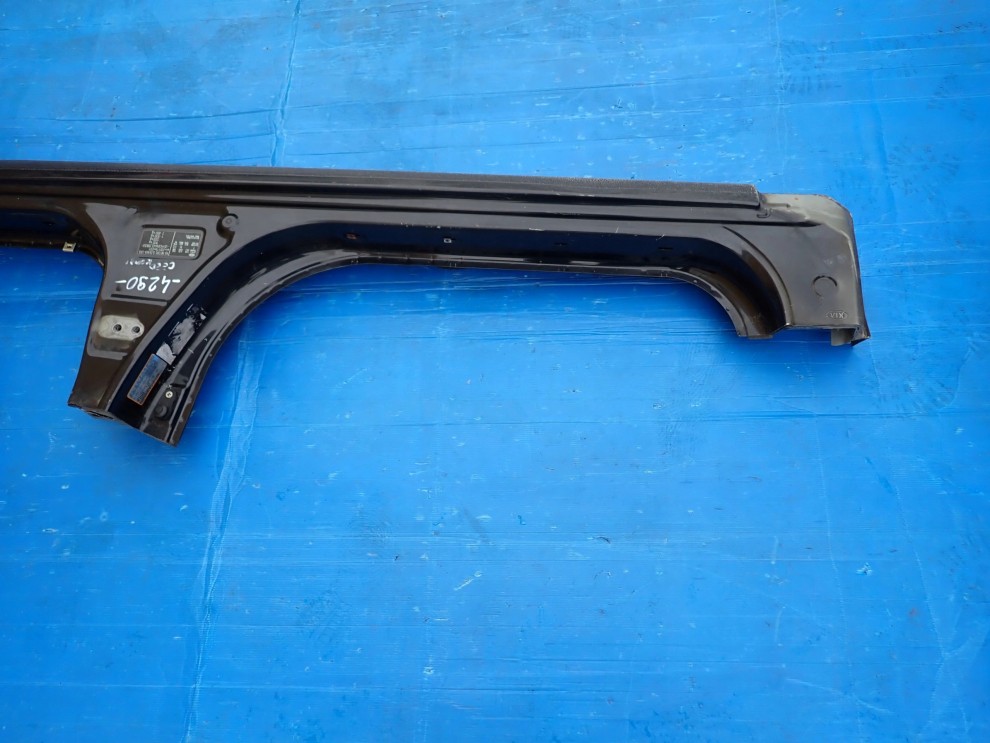 KIA CEED KOMBI 06-12 PRÓG LEWY 1K 8/11