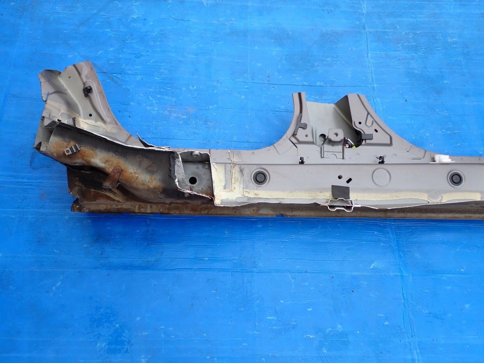 MITSUBISHI ASX 10-19 PRÓG LEWY C06A 12/13