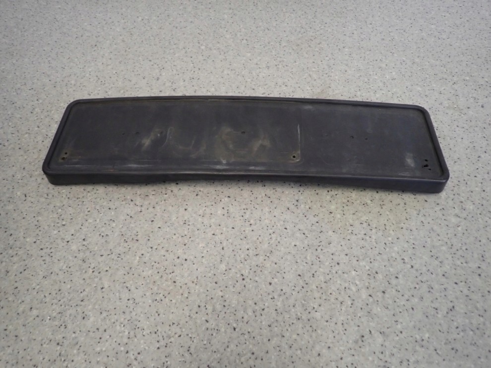 MAZDA 6 MAZDA6 GG GY 05-07 PLASTIK ZDERZAKA PODKŁADKA TABLICY PRZÓD 1/6